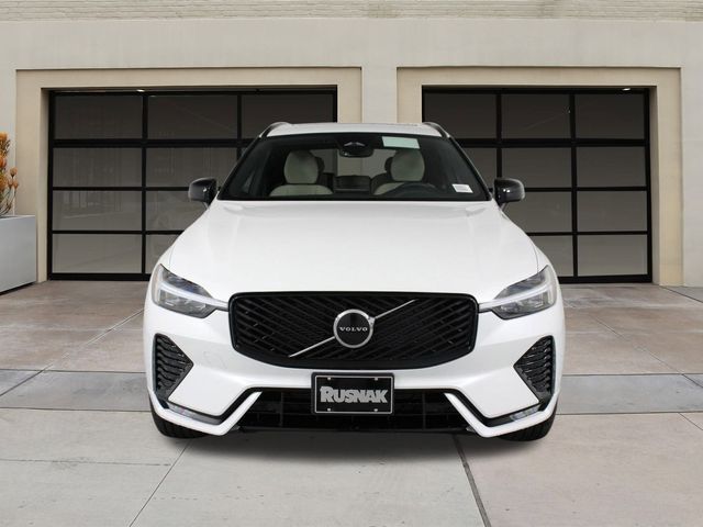 2026 Volvo XC60 Core