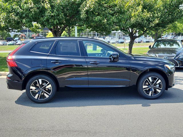 2026 Volvo XC60 Plus
