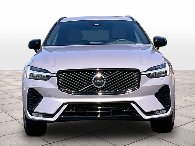 2026 Volvo XC60 Plus
