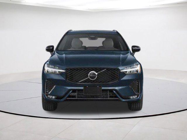 2026 Volvo XC60 Plus
