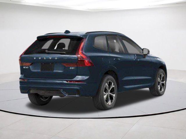 2026 Volvo XC60 Plus