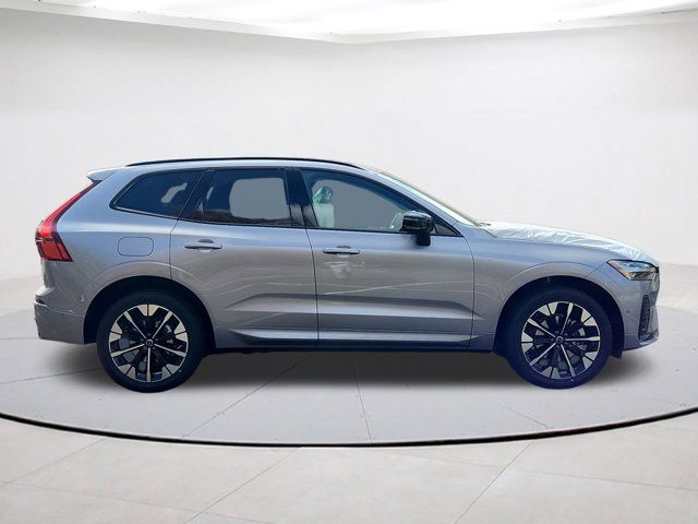 2026 Volvo XC60 Plus