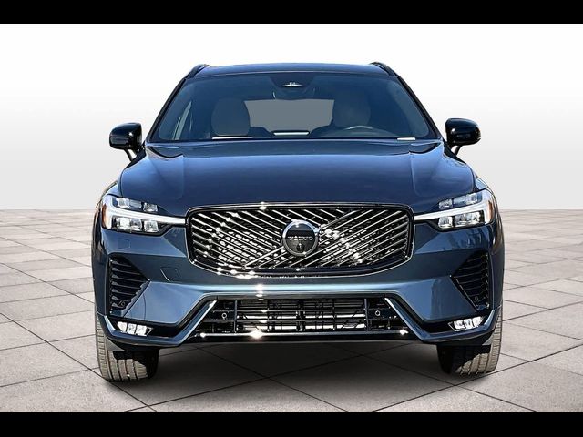 2026 Volvo XC60 Plus