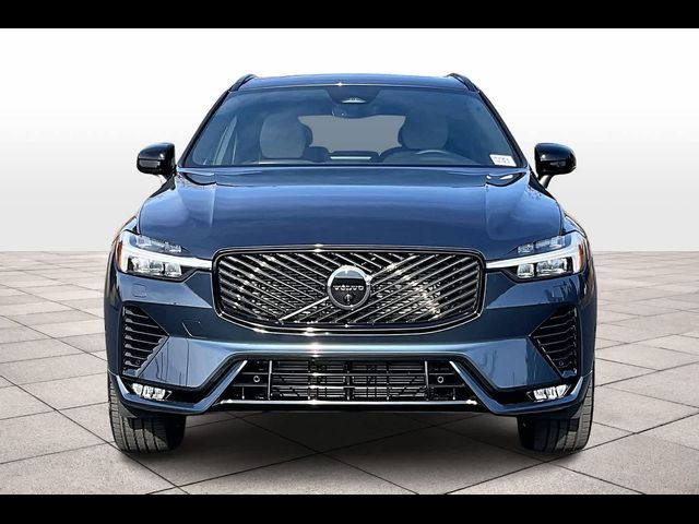 2026 Volvo XC60 Plus