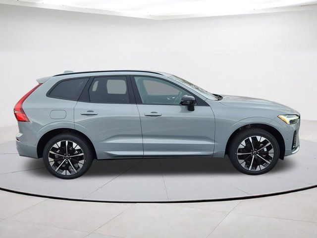 2026 Volvo XC60 Plus