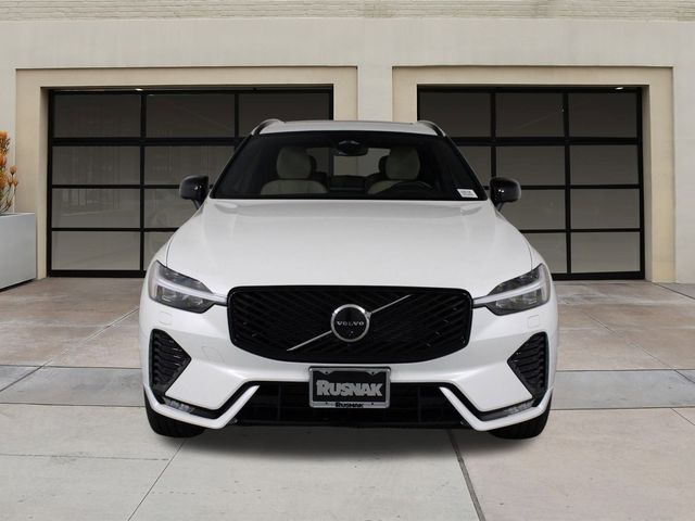 2026 Volvo XC60 Plus