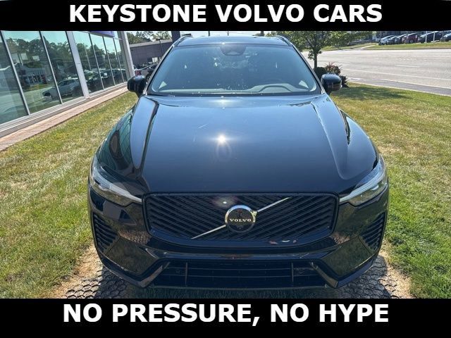 2026 Volvo XC60 Plus