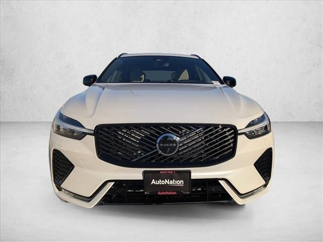 2026 Volvo XC60 Plus