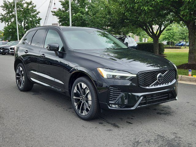 2026 Volvo XC60 Plus