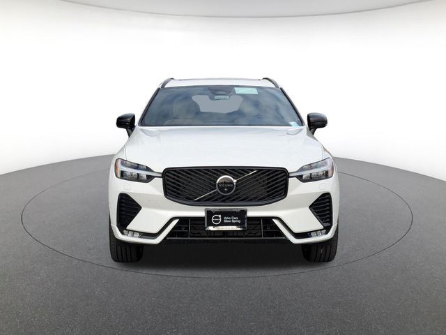 2026 Volvo XC60 Plus