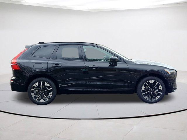 2026 Volvo XC60 Plus