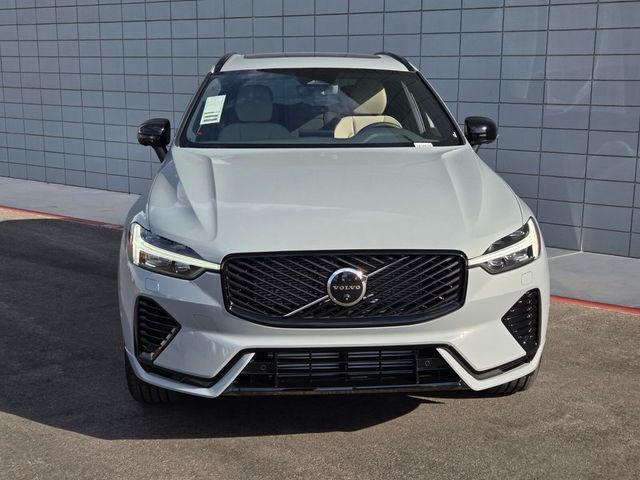 2026 Volvo XC60 Plug-In Hybrid Plus