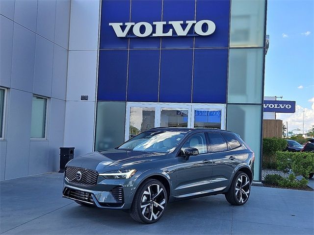 2026 Volvo XC60 Plug-In Hybrid Ultra