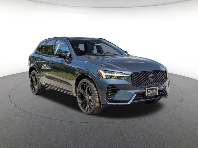 2026 Volvo XC60 Plug-In Hybrid Ultra Black Edition