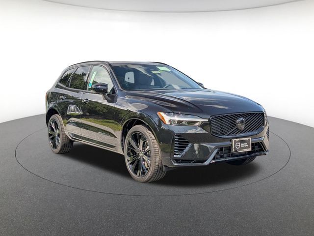 2026 Volvo XC60 Plug-In Hybrid Ultra Black Edition