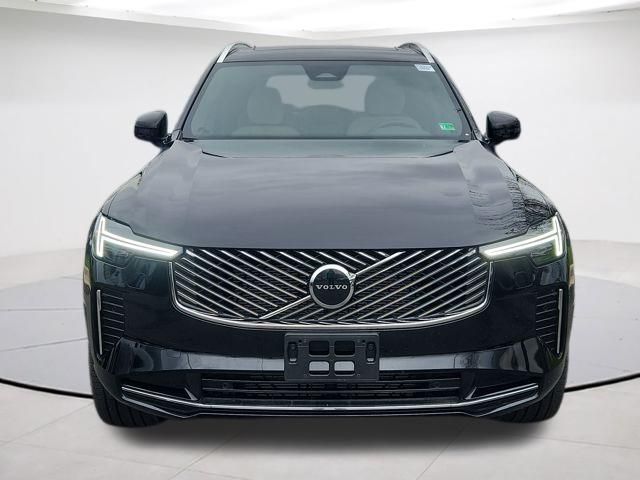 2026 Volvo XC90 Core