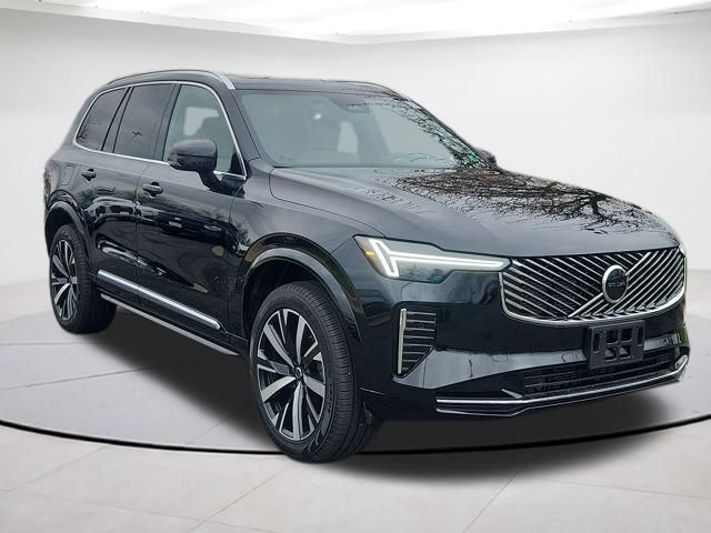 2026 Volvo XC90 Core