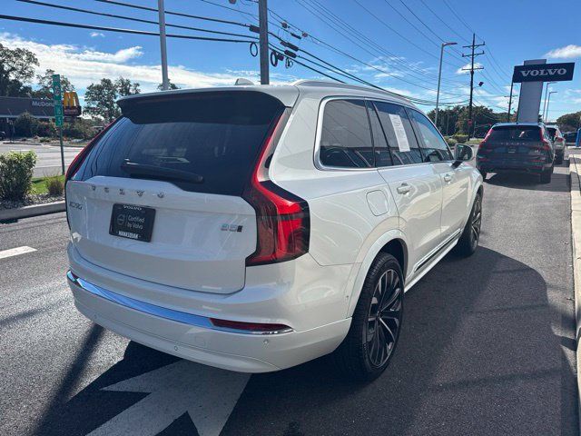 2026 Volvo XC90 Plus