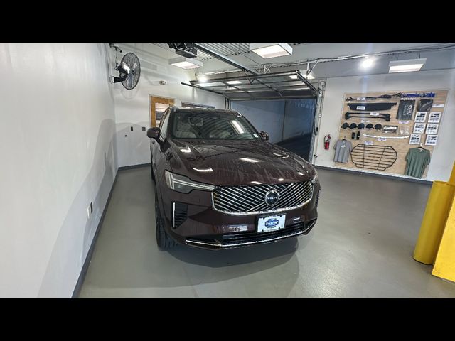 2026 Volvo XC90 Plus