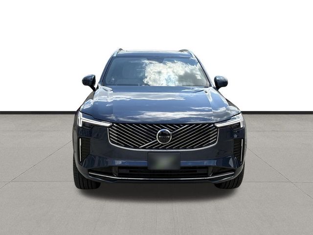 2026 Volvo XC90 Plus