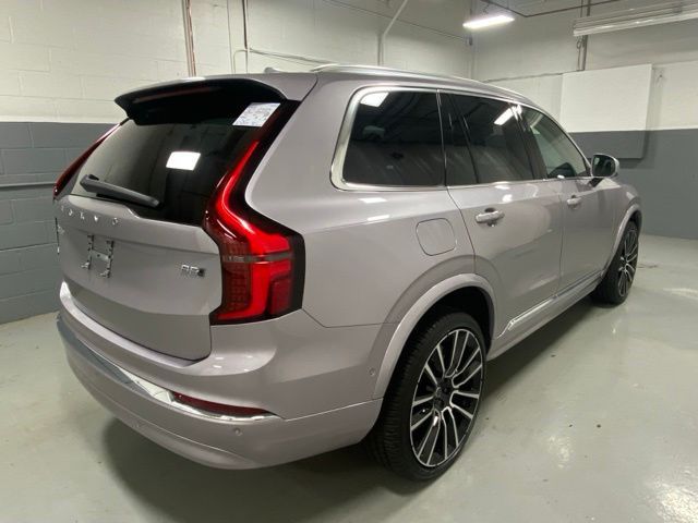 2026 Volvo XC90 Plus