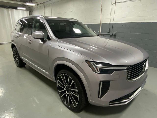 2026 Volvo XC90 Plus