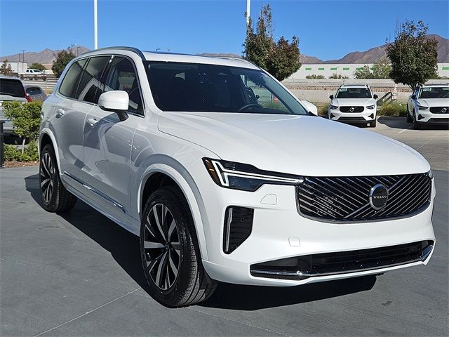 2026 Volvo XC90 Core