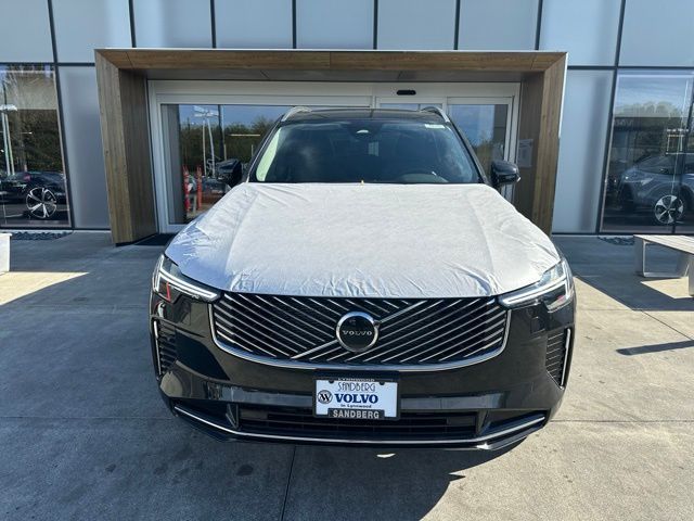 2026 Volvo XC90 Core