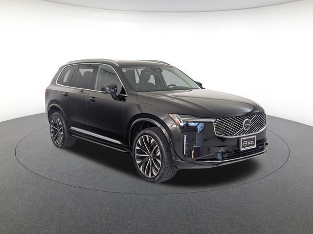 2026 Volvo XC90 Plus