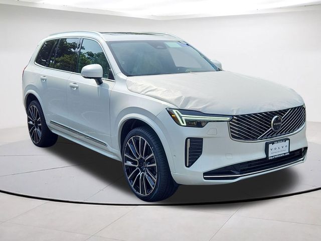 2026 Volvo XC90 Plus
