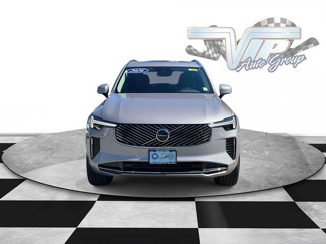 2026 Volvo XC90 Plus