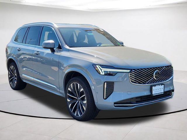2026 Volvo XC90 Plus