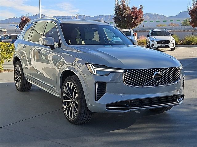 2026 Volvo XC90 Plus