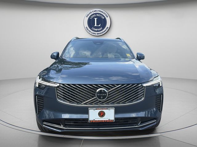 2026 Volvo XC90 Plus