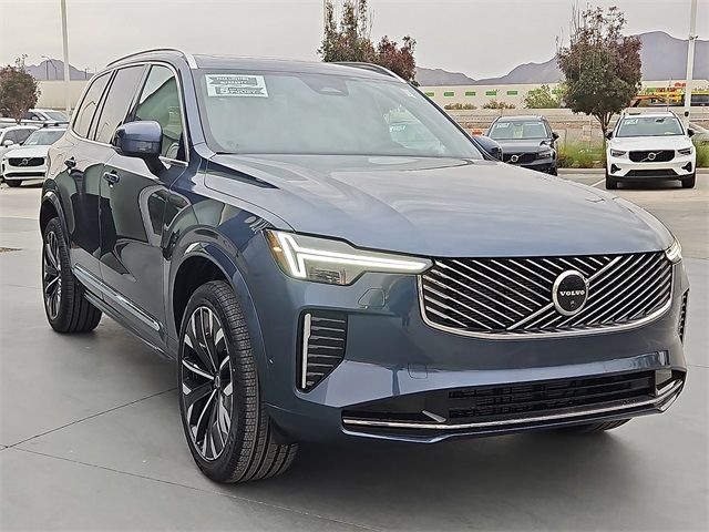 2026 Volvo XC90 Plus