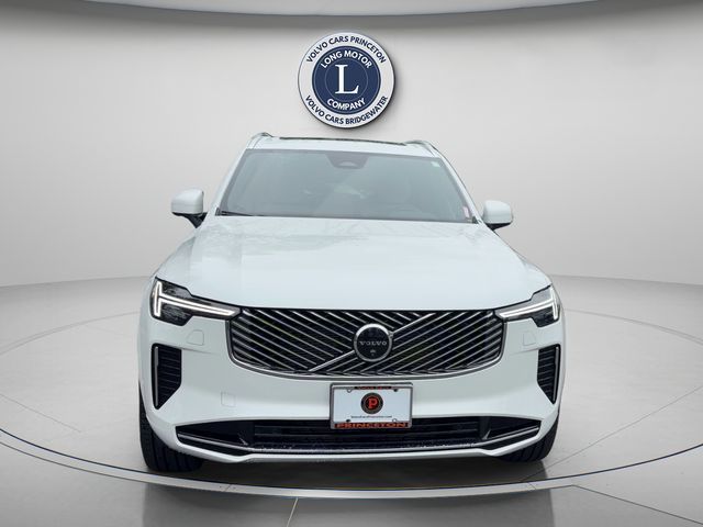 2026 Volvo XC90 Plus