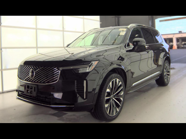 2026 Volvo XC90 Plus