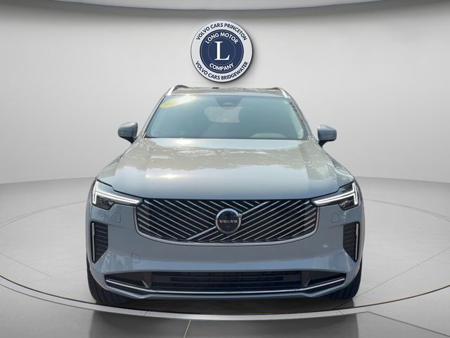 2026 Volvo XC90 Plus