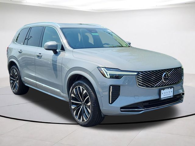 2026 Volvo XC90 Plus