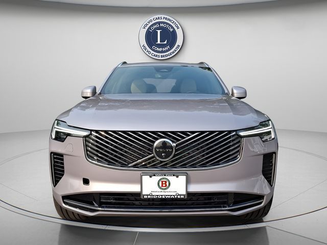 2026 Volvo XC90 Plus