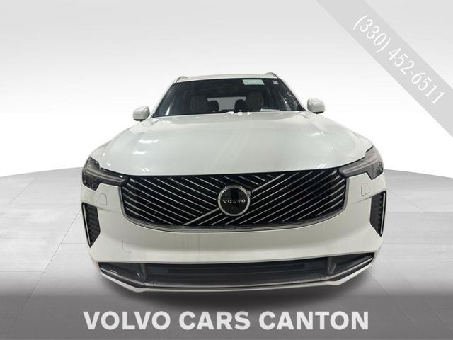 2026 Volvo XC90 Plus