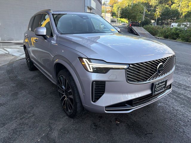 2026 Volvo XC90 Plus