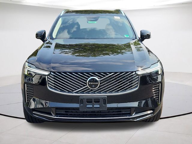 2026 Volvo XC90 Plus
