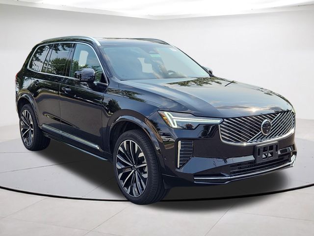 2026 Volvo XC90 Plus