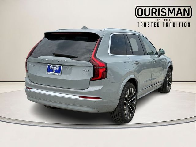 2026 Volvo XC90 Plus