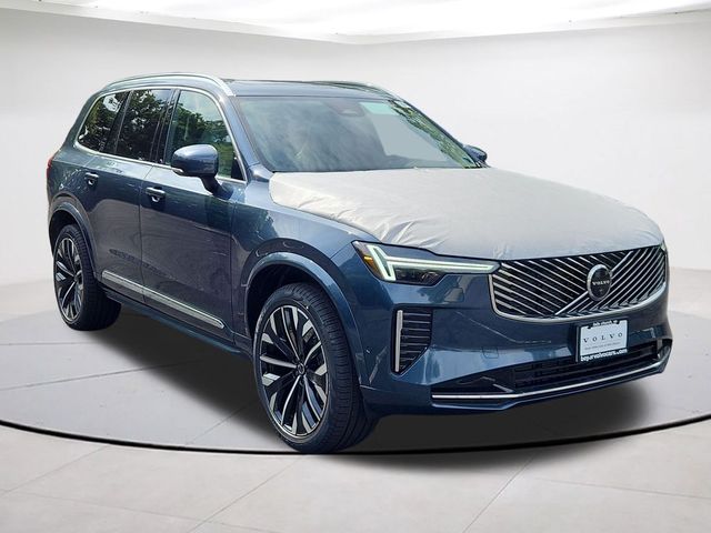 2026 Volvo XC90 Plus