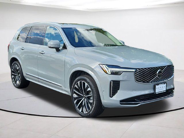 2026 Volvo XC90 Plus