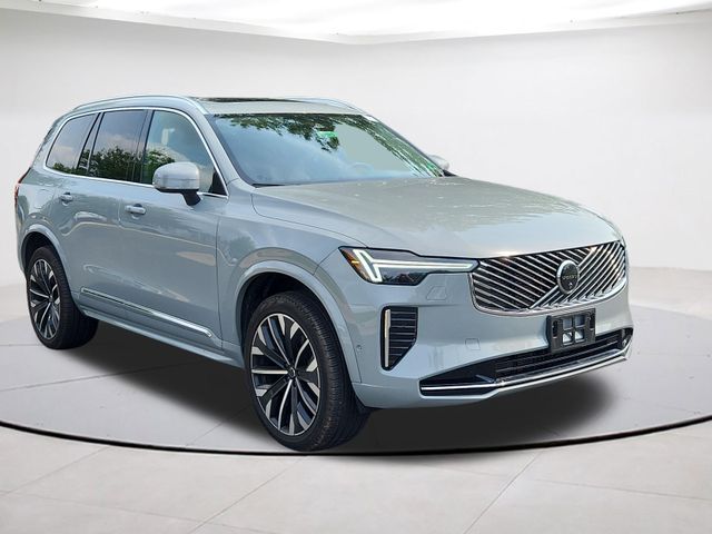 2026 Volvo XC90 Plus