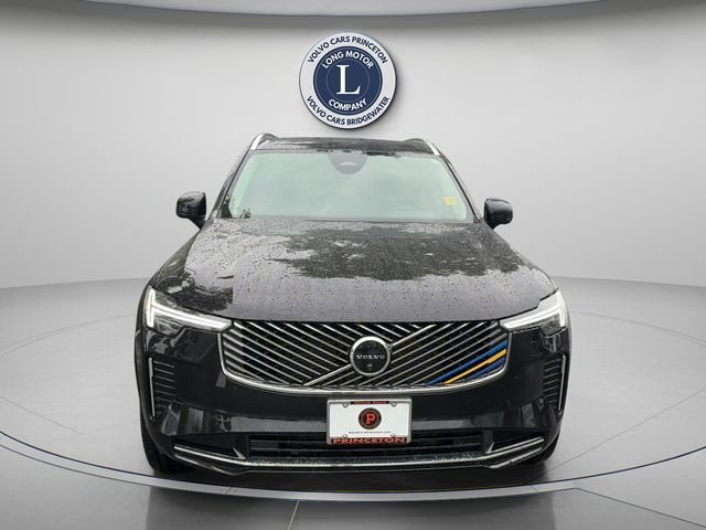 2026 Volvo XC90 Plus