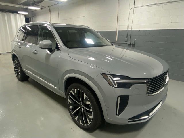 2026 Volvo XC90 Plus